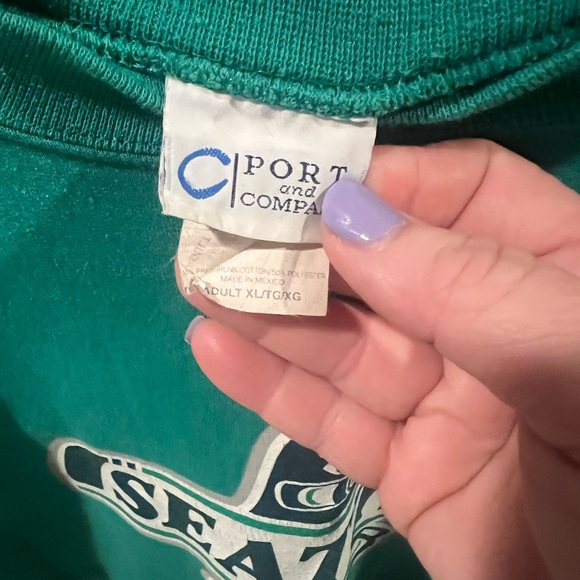 Seattle Graphic Green Men's Sweater - Picture 4 of 5